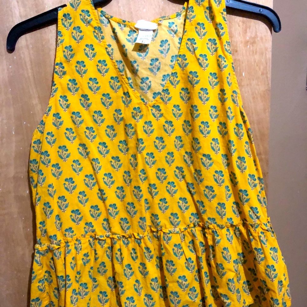 Yellow with green flower cute top